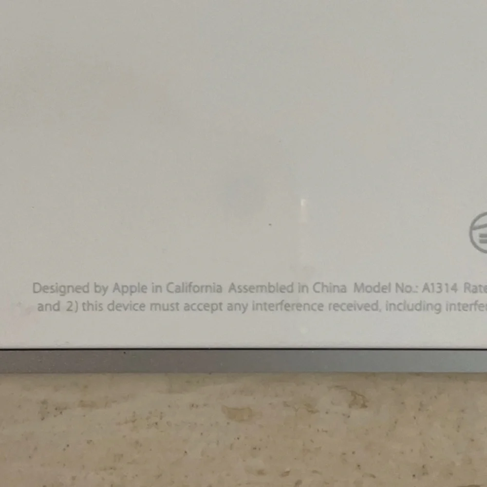 Apple Keyboard Wireless Model A1314 Genuine OEM Authentic - Picture 4 of 11